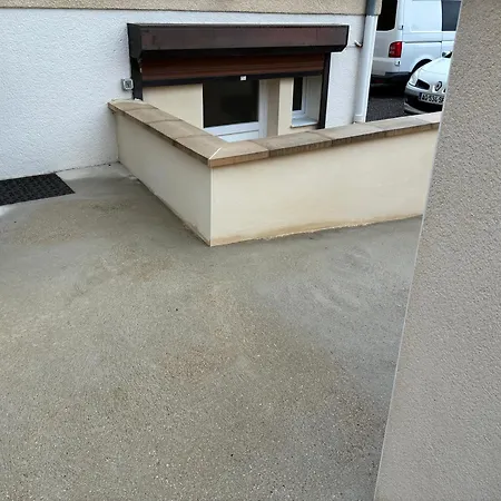 Le Ptit Refuge D'ay Аи-Шампань